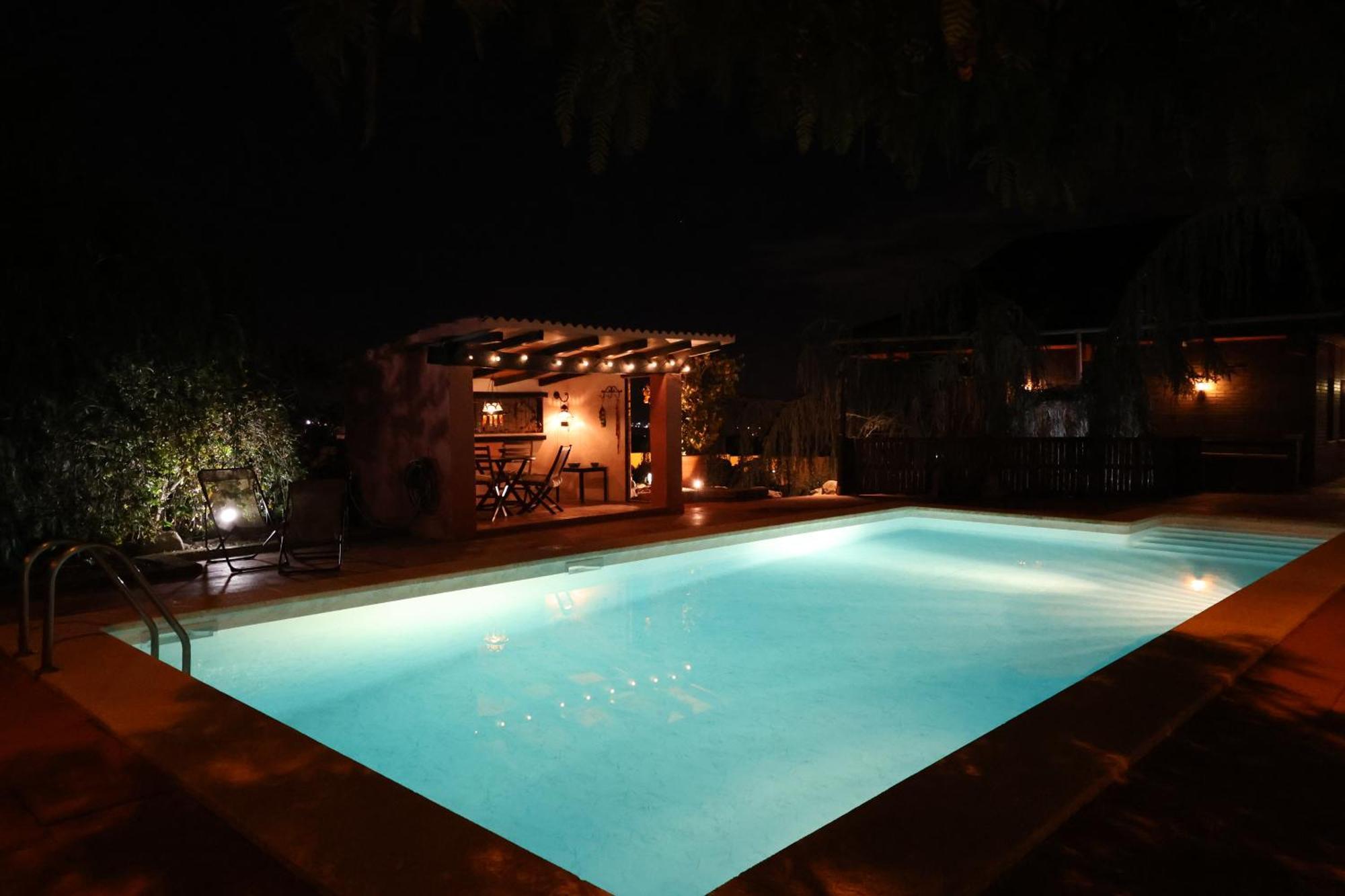 El Cedre Blau Vivienda Con Piscina En Granollers Villa Bagian luar foto