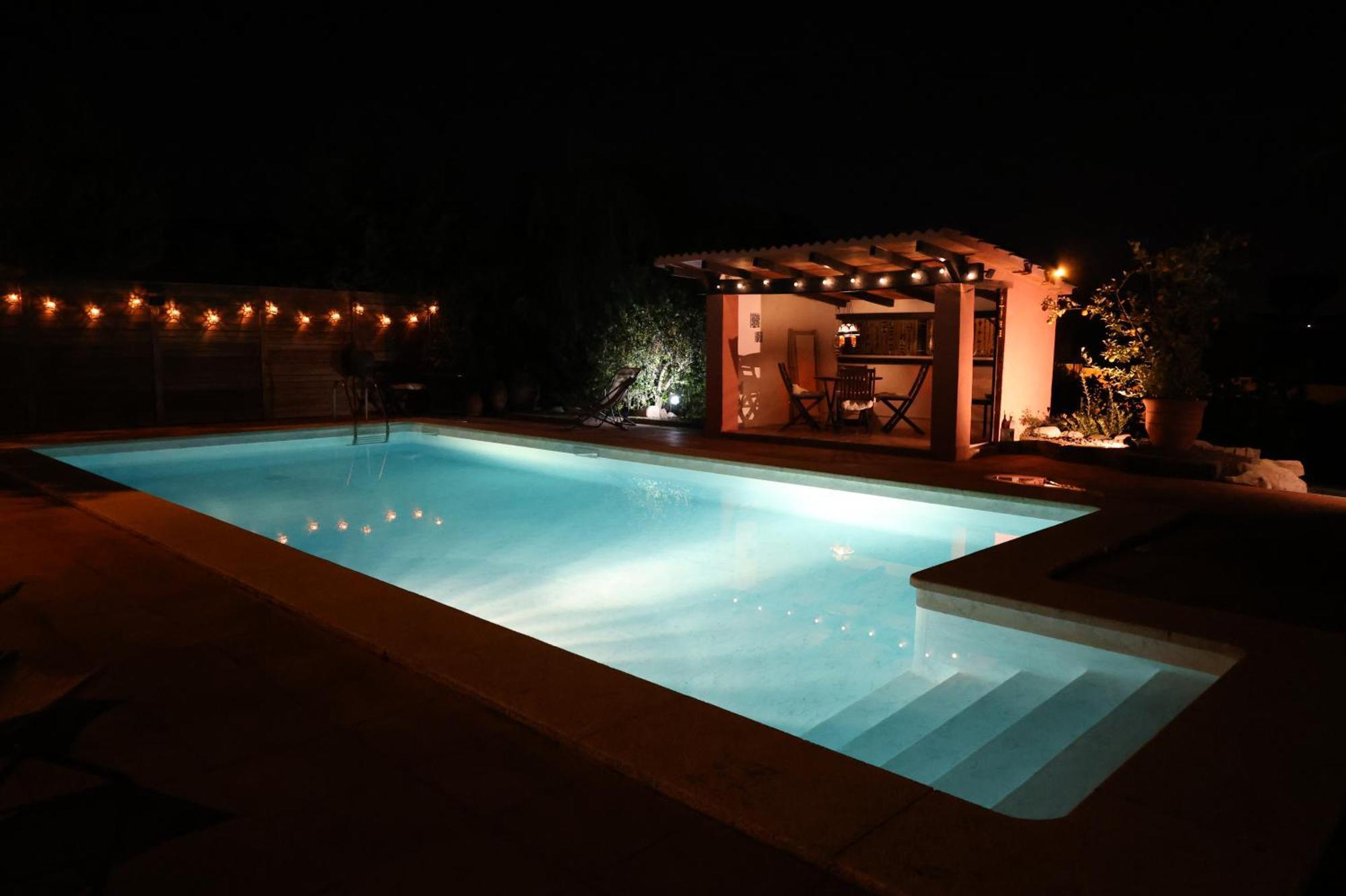 El Cedre Blau Vivienda Con Piscina En Granollers Villa Bagian luar foto