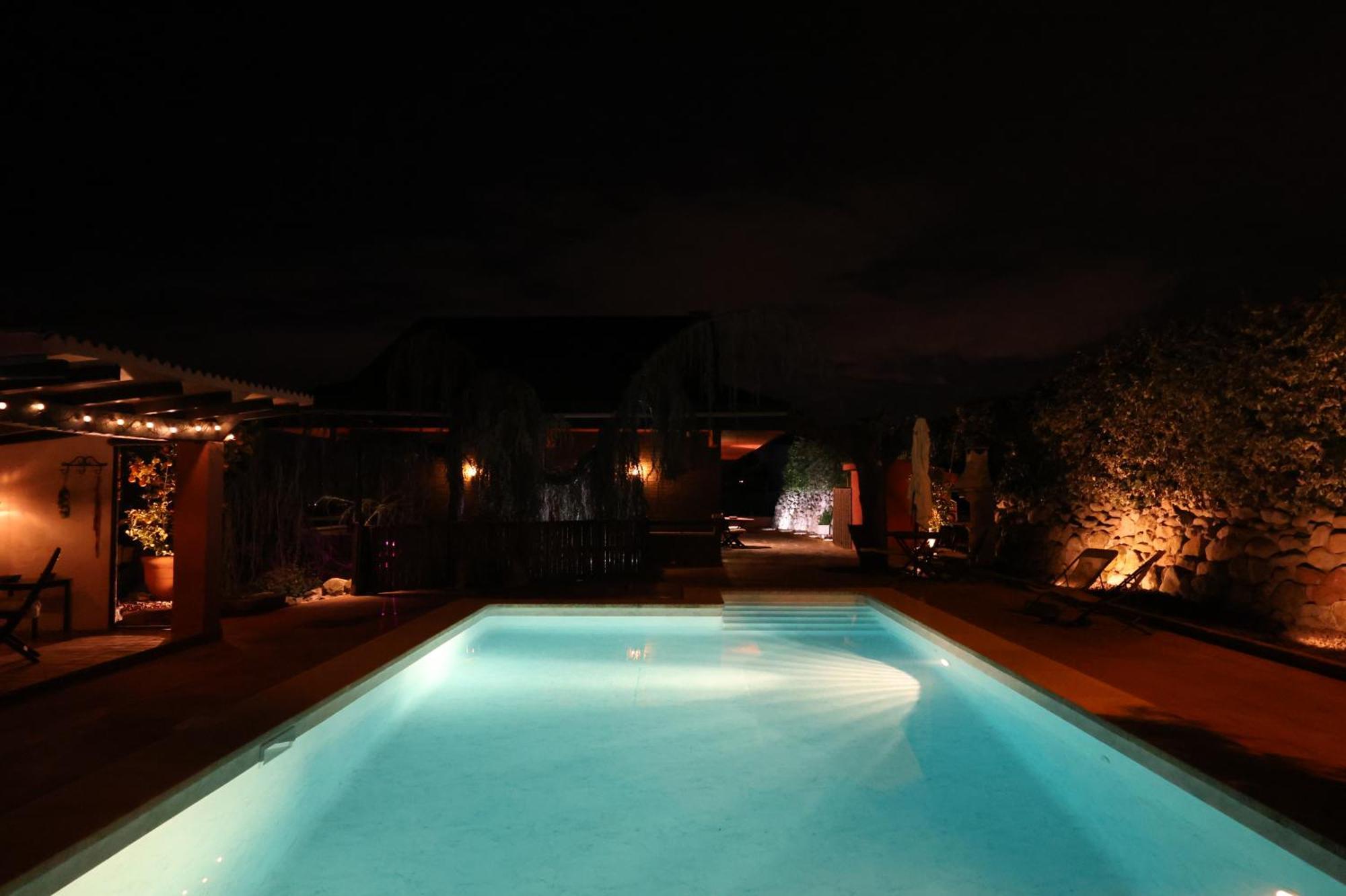 El Cedre Blau Vivienda Con Piscina En Granollers Villa Bagian luar foto