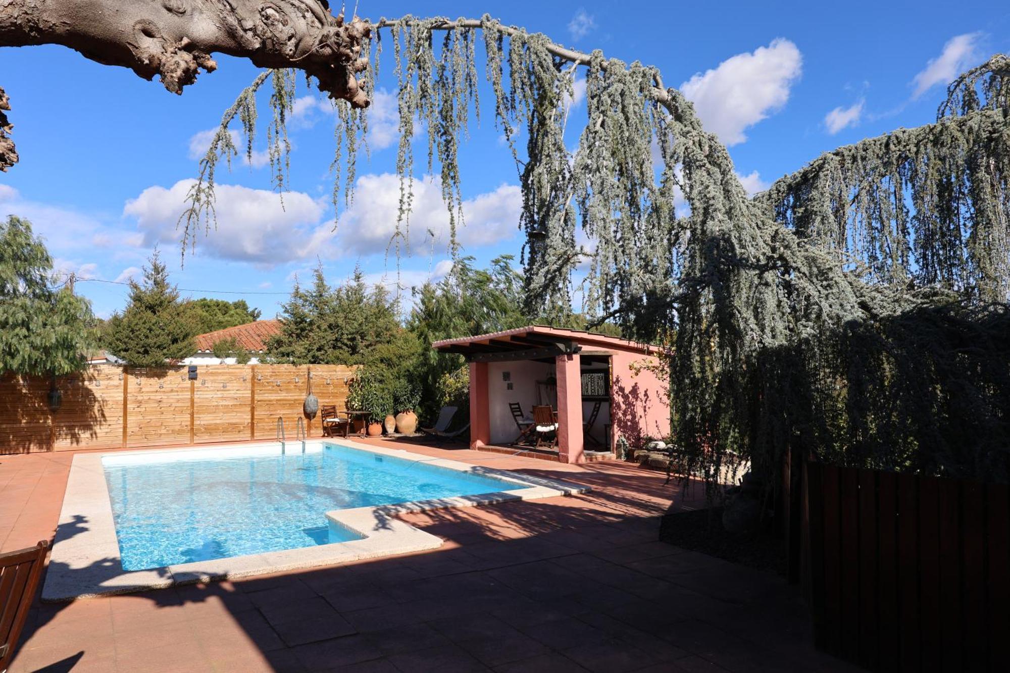 El Cedre Blau Vivienda Con Piscina En Granollers Villa Bagian luar foto