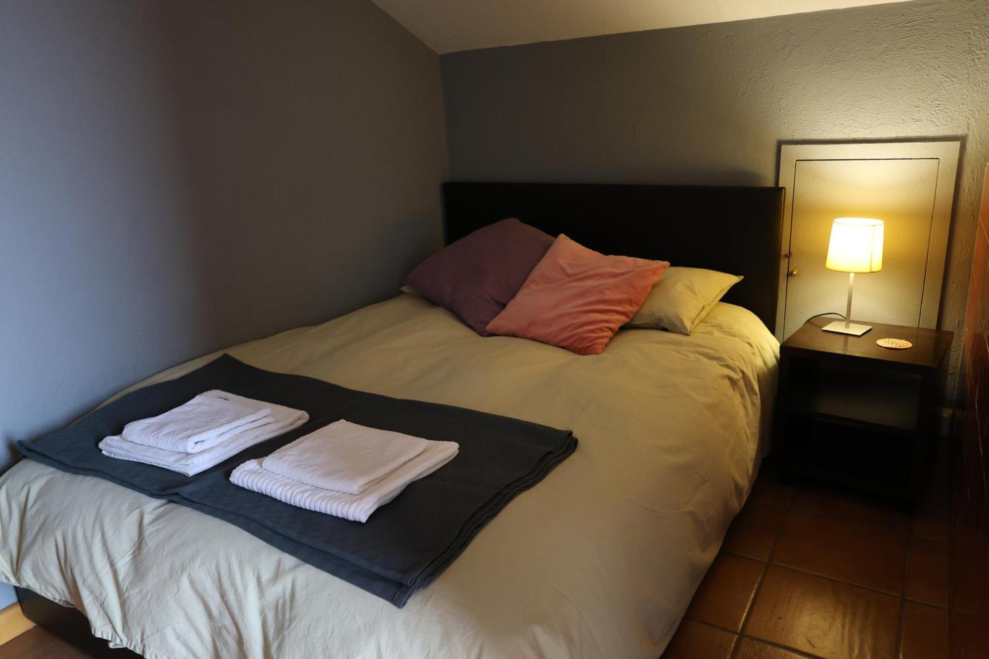 El Cedre Blau Vivienda Con Piscina En Granollers Villa Bagian luar foto