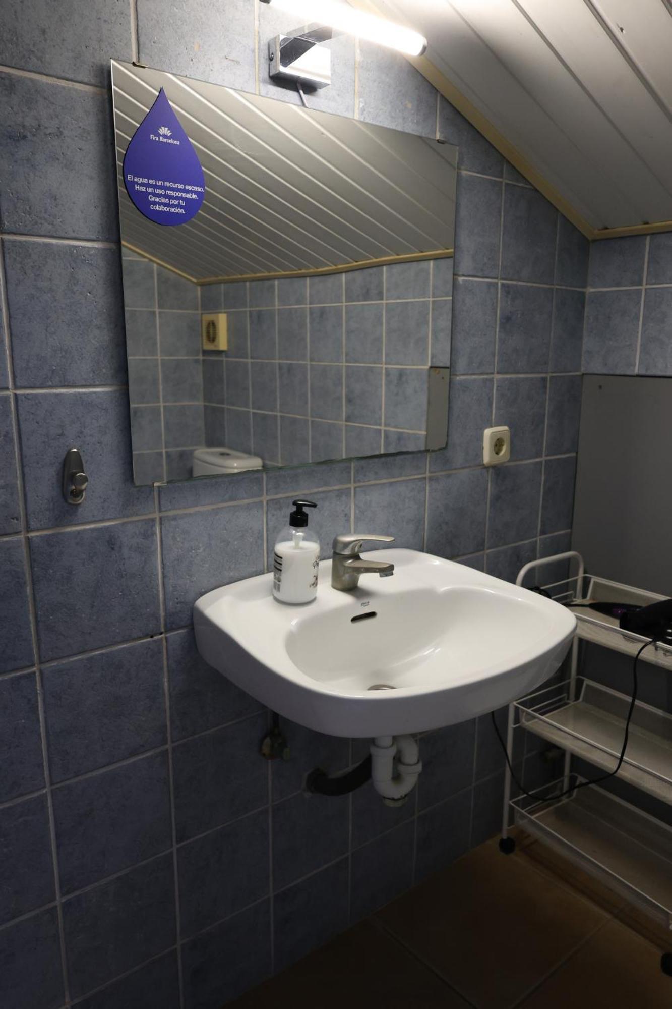 El Cedre Blau Vivienda Con Piscina En Granollers Villa Bagian luar foto