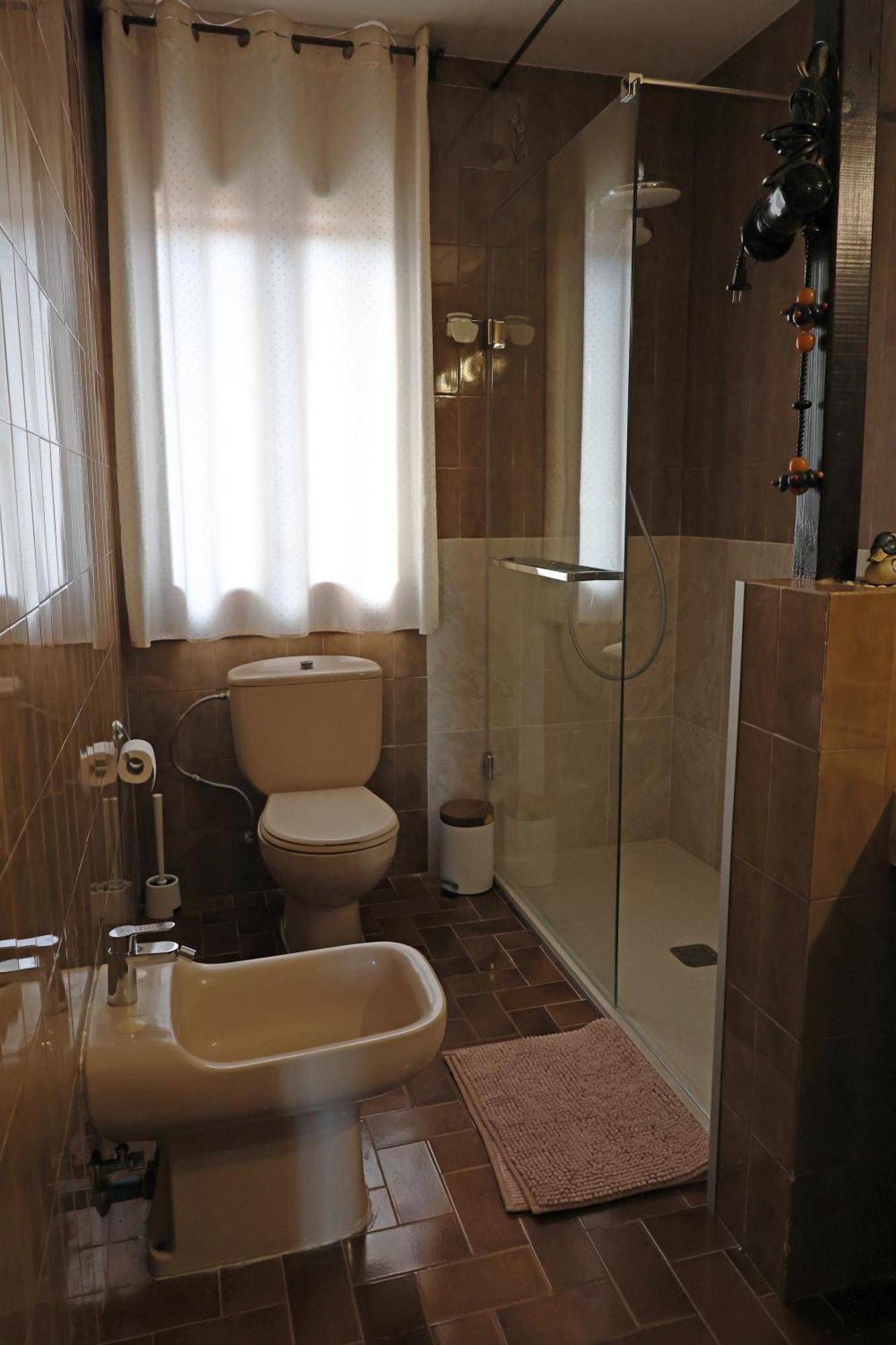 El Cedre Blau Vivienda Con Piscina En Granollers Villa Bagian luar foto