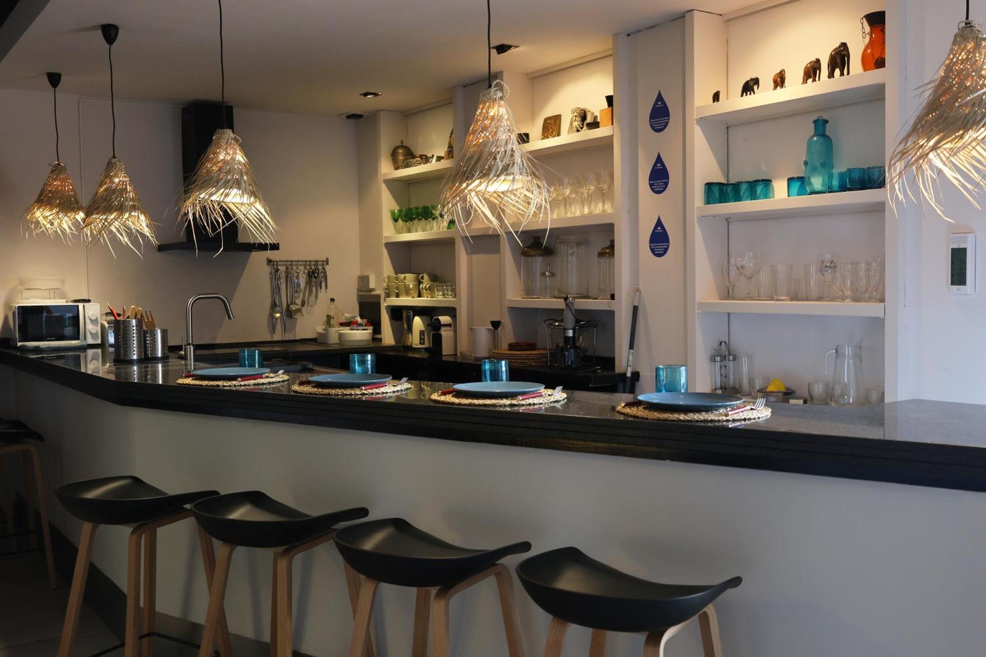 El Cedre Blau Vivienda Con Piscina En Granollers Villa Bagian luar foto